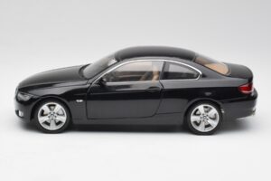 BMW 3 E92 Coupe Svart Kyosho 1:18 80430407222 Metall — bild 4 av 8