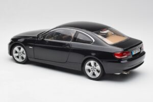 BMW 3 E92 Coupe Svart Kyosho 1:18 80430407222 Metall — bild 7 av 8