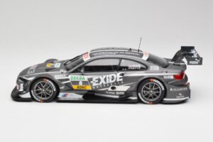 BMW M3 E92 #8 BMW Team RBM J. Hand DTM 2013 Minichamps 1:18 100132208 Metall — bild 4 av 8