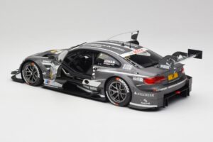 BMW M3 E92 #8 BMW Team RBM J. Hand DTM 2013 Minichamps 1:18 100132208 Metall — bild 5 av 8