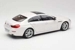 BMW 6 F06 Gran Coupe Mineral Vit Paragon 1:18 80432218741 Metall — bild 3 av 8
