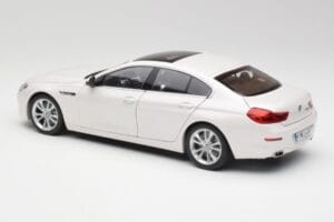BMW 6 F06 Gran Coupe Mineral Vit Paragon 1:18 80432218741 Metall — bild 7 av 8