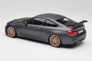 BMW M4 F82 GTS Frozen Grå Minichamps 1:18 80432411555 Metall — bild 7 av 8