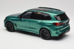 BMW X5 M G05 Competition Isle of Man Green GT Spirit 1:18 GT490 Resin — bild 5 av 6