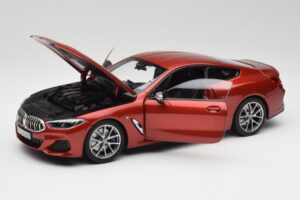 BMW M850i G15 Orange Metallic Norev 1:18 183285 Metall — bild 2 av 8