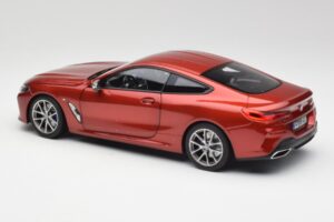 BMW M850i G15 Orange Metallic Norev 1:18 183285 Metall — bild 7 av 8