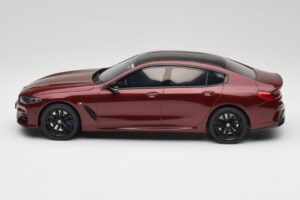 BMW M850i G15 M Performance Melbourne Red Metallic GT Spirit 1:18 GT493 Resin — bild 3 av 6