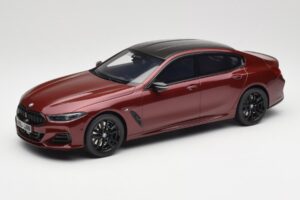 BMW M850i G15 M Performance Melbourne Red Metallic GT Spirit 1:18 GT493 Resin