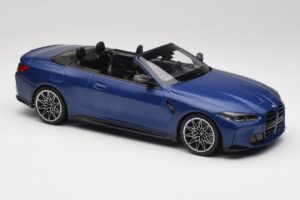 BMW M4 G82 Cabriolet Frozen Portimao Blue Minichamps 1:18 155021030 Metall — bild 4 av 6