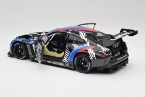 BMW M4 GT3 G82 #1 Test Version 2021 Minichamps 1:18 113222003 Metall — bild 5 av 8