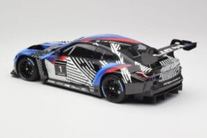 BMW M4 GT3 G82 #1 Test Version 2021 Minichamps 1:18 113222003 Metall — bild 7 av 8