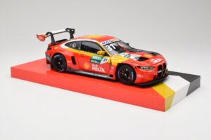 BMW M4 GT3 G82 #31 S. van der Linde Team Schubert DTM Champion 2022 Minichamps 1:18 113222331 Metall — bild 6 av 8