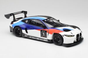 BMW M4 GT3 Presentation Car 2021 Minichamps 1:18 155212000 Metall — bild 4 av 6