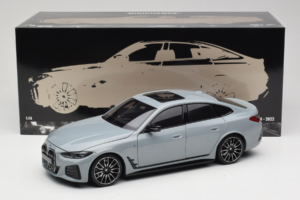 BMW i4 G26 Grey Metallic Minichamps 1:18 110023010 Metall — bild 8 av 8