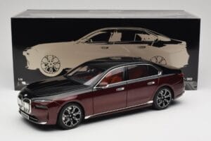 BMW i7 G70 Black & Red Metallic Minichamps 1:18 110023201 Metall — bild 8 av 8