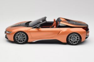 BMW i8 Roadster E-Koppar Minichamps 1:18 80432454784 Metall — bild 3 av 6