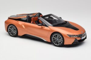 BMW i8 Roadster E-Koppar Minichamps 1:18 80432454784 Metall — bild 4 av 6