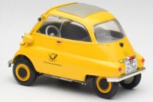 BMW Isetta 250 Deutsche Bundespost Revell 1:18 925 Metall — bild 7 av 8