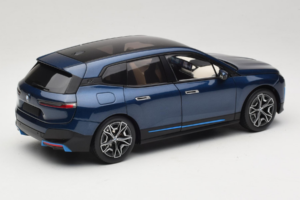BMW iX Blue Metallic Minichamps 1:18 110023100 Metall — bild 3 av 8