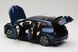 BMW iX Blue Metallic Minichamps 1:18 110023100 Metall — bild 5 av 8