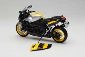 BMW K1200S Gul Svart Minichamps 1:10 80430309224 Metall — bild 5 av 8