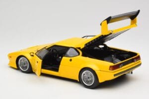 BMW M1 Gul Minichamps 1:18 180792998 Metall — bild 5 av 8