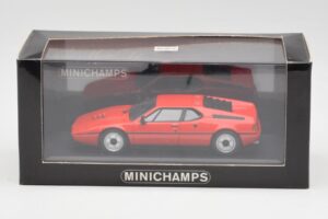 BMW M1 Röd Minichamps 1:43 430025022 Metall — bild 4 av 4