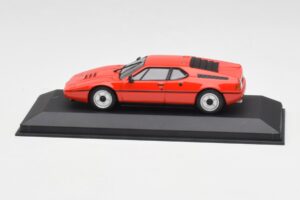 BMW M1 Röd Minichamps 1:43 430025022 Metall
