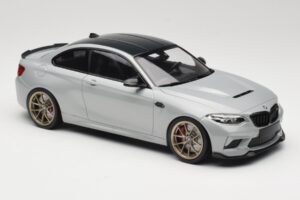 BMW M2 CS F87 Silver med guldiga fälgar Minichamps 1:18 155021028 Metall — bild 4 av 6