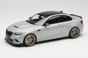 BMW M2 CS F87 Silver med guldiga fälgar Minichamps 1:18 155021028 Metall