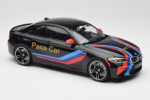 BMW M2 F87 Pace Car Minichamps 1:18 155026106 Metall — bild 4 av 6