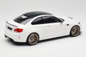 BMW M2 F87 CS Alpine White Guld Fälgar Minichamps 1:18 155021020 Metall — bild 2 av 6
