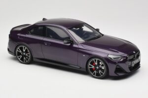 BMW M240i G42 Thundernight Metallic GT Spirit 1:18 GT504 Resin — bild 4 av 6