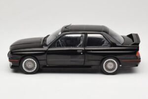 BMW M3 E30 Sport Evo Svart Solido 1:18 S1801501 Metall — bild 4 av 8