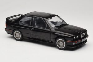 BMW M3 E30 Sport Evo Svart Solido 1:18 S1801501 Metall — bild 6 av 8