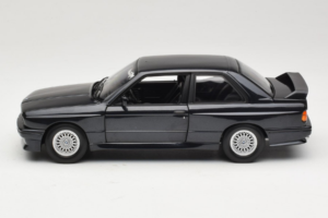 BMW M3 E30 Sport Evolution Blue Metallic Minichamps 1:18 180020308 Metall — bild 4 av 8