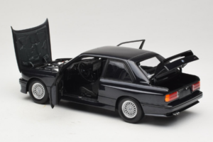 BMW M3 E30 Sport Evolution Blue Metallic Minichamps 1:18 180020308 Metall — bild 5 av 8