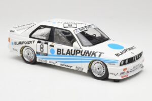 BMW M3 E30 Team Schnitzer #8 O. Manthey DTM 1988 Minichamps 1:18 155882008 Metall — bild 4 av 6