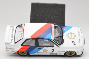 BMW M3 E30 Warsteiner #2 E. van de Poele DTM Champion 1987 Minichamps 1:18 80430396026-O1 Metall — bild 8 av 9