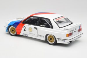 BMW M3 E30 #2 Warsteiner E. van de Poele DTM Champion 1987 Minichamps 1:18 80430396026-O Metall — bild 7 av 8
