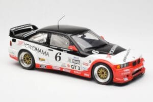 BMW M3 E36 GTR #0 B. Auberlen / M. Simo / P. Cunningham Daytona 24 Hours 1998 UT Models 1:18 39816 Metall — bild 6 av 8