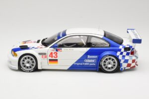BMW M3 E46 GTR #24 D. Muller / J. Muller / H.-J. Stuck ALMS 2001 Minichamps 1:18 80430139184 Metall — bild 4 av 8