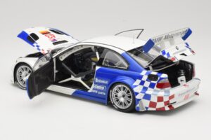 BMW M3 E46 GTR #24 D. Muller / J. Muller / H.-J. Stuck ALMS 2001 Minichamps 1:18 80430139184 Metall — bild 5 av 8