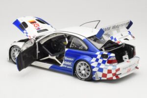 BMW M3 E46 GTR #42 J. Muller / J.J. Lehto ALMS 2001 Minichamps 1:18 80430139183 Metall — bild 5 av 8