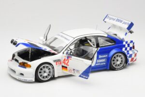 BMW M3 E46 GTR #42 J. Lehto / P. Ekblom ALMS 2001 Minichamps 1:18 100012142 Metall — bild 2 av 8