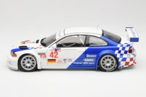 BMW M3 E46 GTR #42 J. Lehto / P. Ekblom ALMS 2001 Minichamps 1:18 100012142 Metall — bild 4 av 8