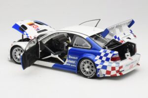 BMW M3 E46 GTR #42 J. Lehto / P. Ekblom ALMS 2001 Minichamps 1:18 100012142 Metall — bild 5 av 8
