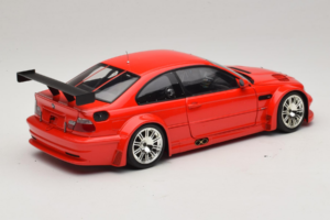 BMW M3 E46 GTR Street Röd Minichamps 1:18 100012101 Metall — bild 3 av 8