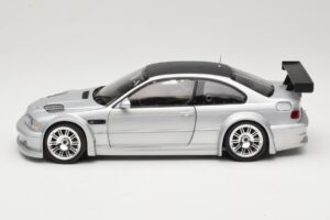 BMW M3 E46 GTR Street Silver With Carbon Roof Minichamps 1:18 100012102 Metall — bild 4 av 8