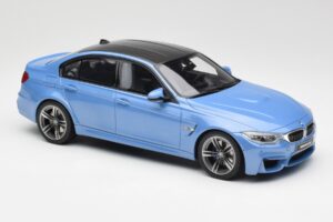BMW M3 F80 Yas Marina Blå GT Spirit 1:18 GT055 Resin — bild 4 av 6